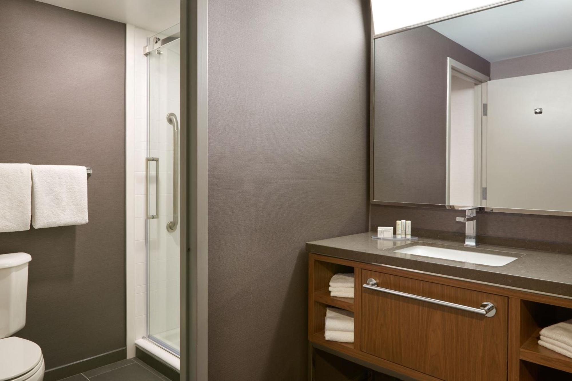 Courtyard By Marriott Toronto Markham Exterior foto